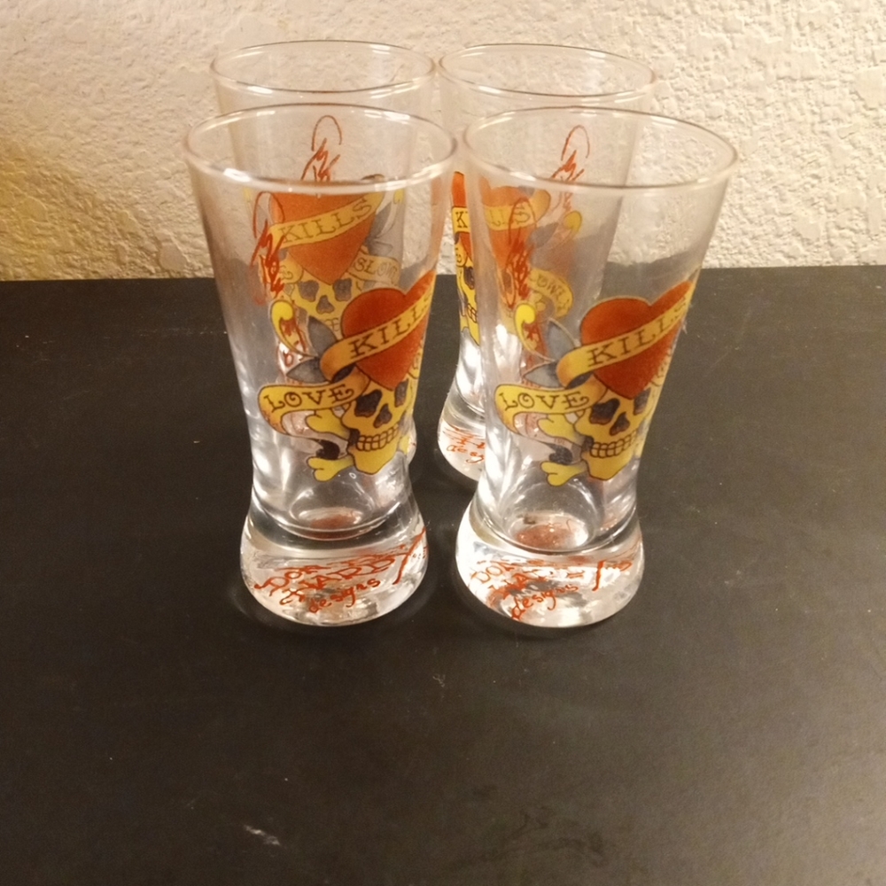2oz Ed Hardy “Love Kills Slowly” Skull Shooter Glasses Set of 4
